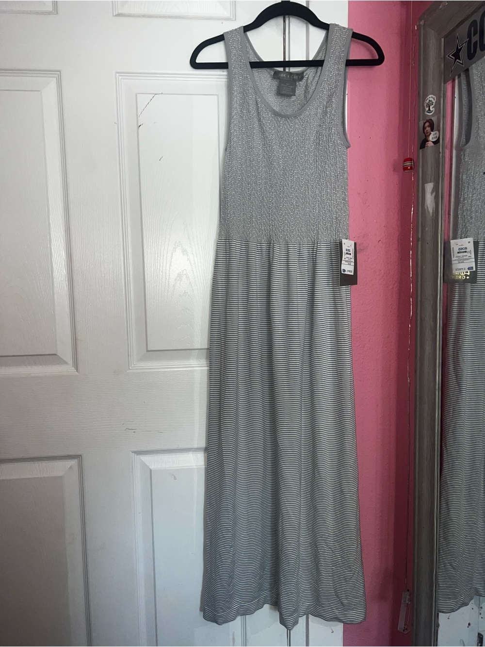 Sleeveless Gray Maxi Dress with Subtle Stripes